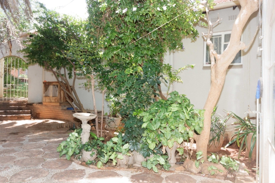 5 Bedroom Property for Sale in Wilkoppies North West